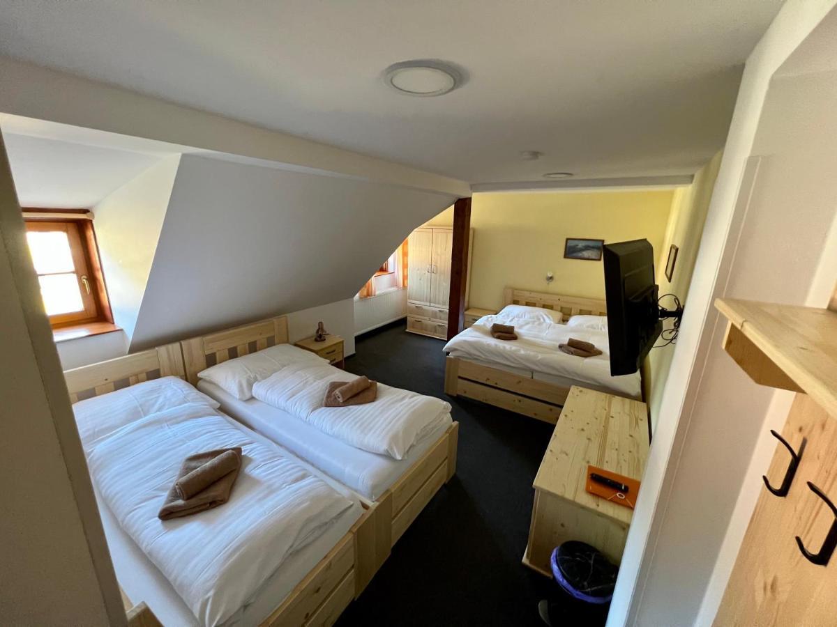 Horsky Hotel Paprsek Stare Mesto  Ngoại thất bức ảnh